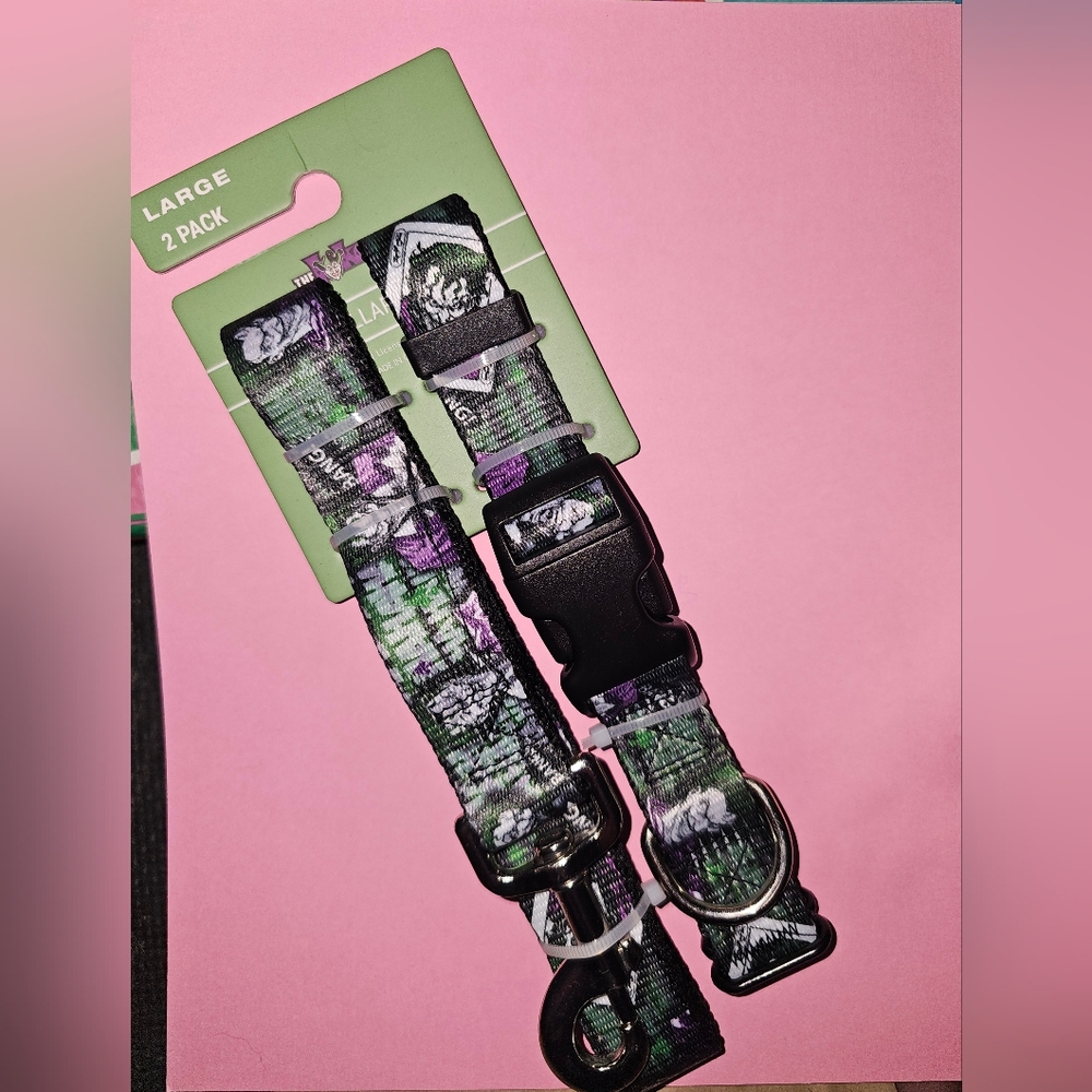 DC Comics Green and Purple Dog Collar Set